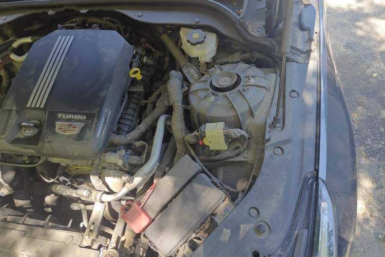 Used Cadillac CT5 2022 28T Luxury Version (Standard Edition) Engine Bay Left