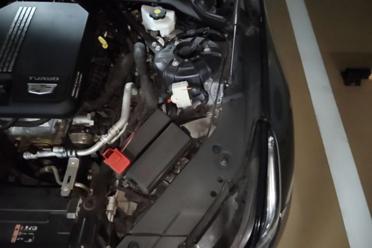 Used Cadillac CT5 2022 28T Fashion Edition Engine Bay Left