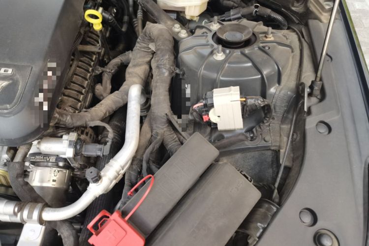 Used Cadillac CT5 2022 28T Luxury Version (Standard Edition) Engine Bay Left