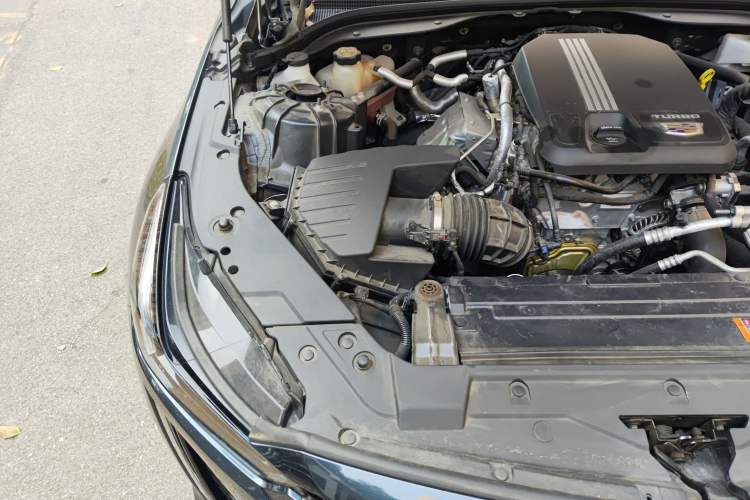 Used Cadillac CT5 2022 28T Luxury Version (Standard Edition) Engine Bay Right