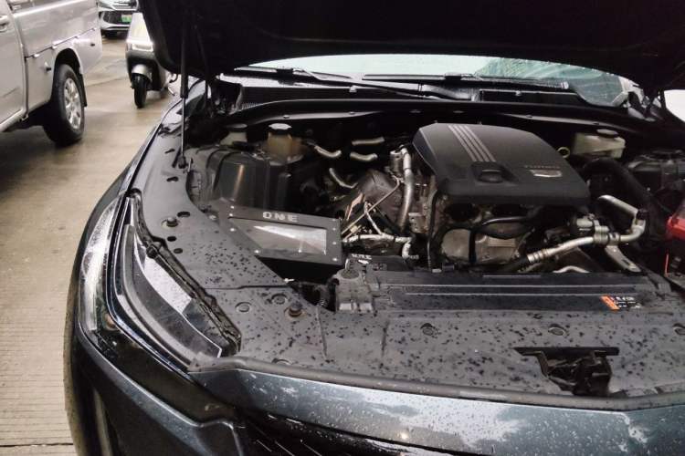 Used Cadillac CT5 2022 28T Luxury Edition Engine Bay Right