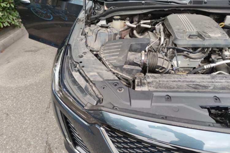 Used Cadillac CT5 2022 28T Luxury Version (Standard Edition) Engine Bay Right