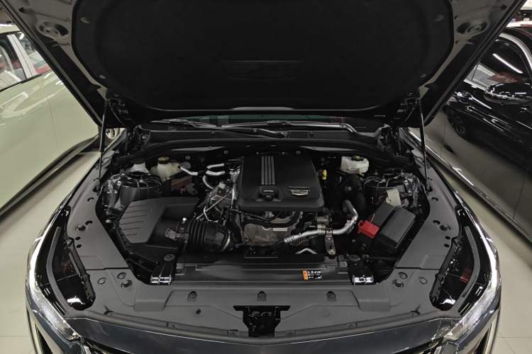 Used Cadillac CT5 2022 28T Prestige Edition Engine Bay