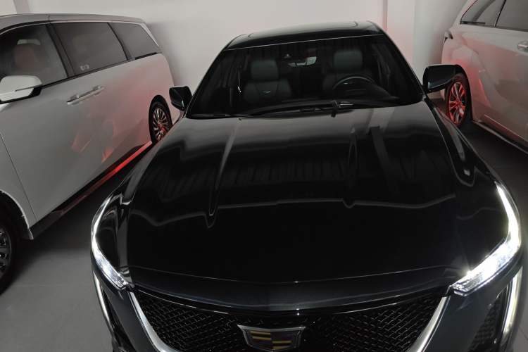 Used Cadillac CT5 2022 28T Platinum Edition Front