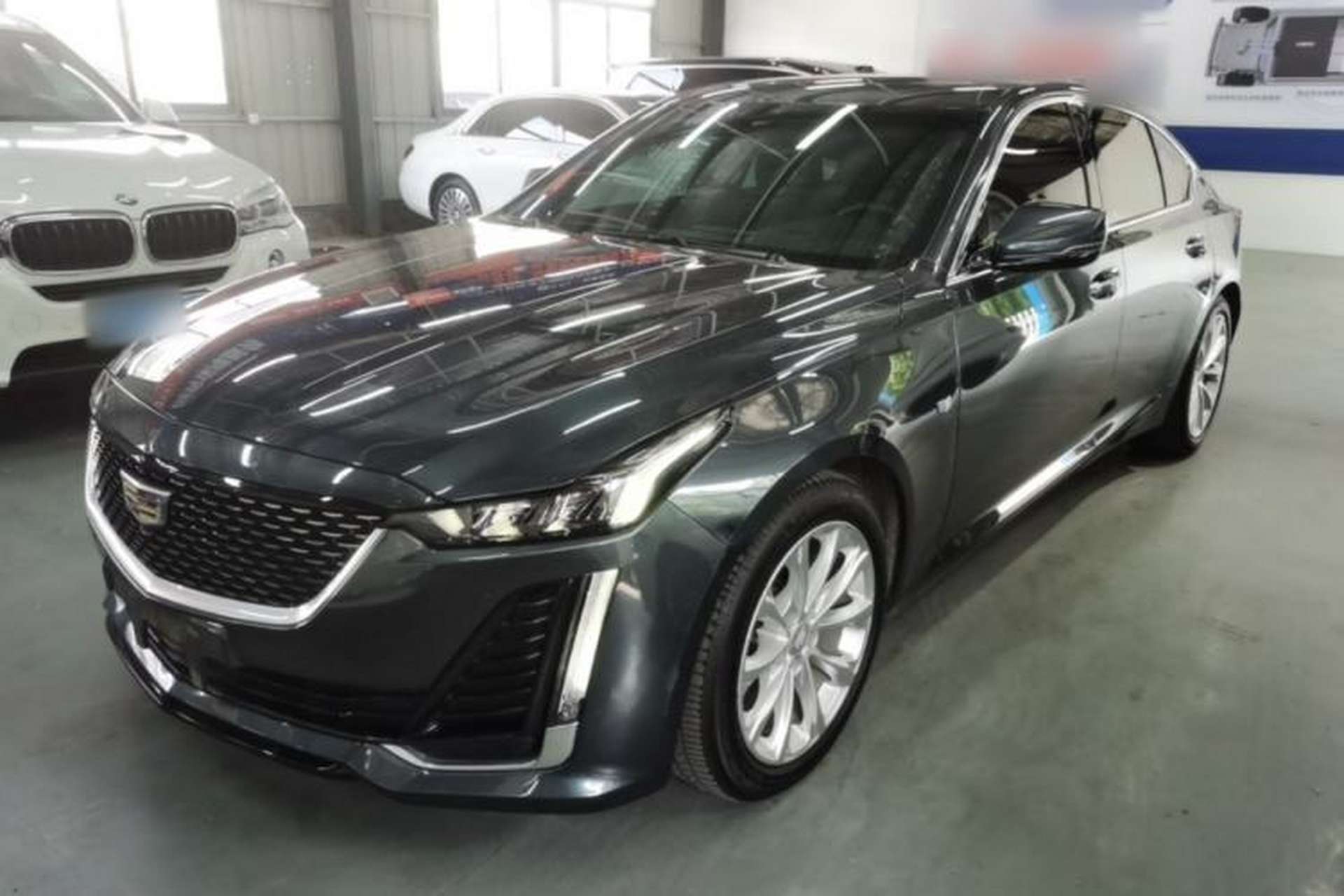 Used Cadillac CT5 2022 28T Luxury Edition Front Left 45 Deg