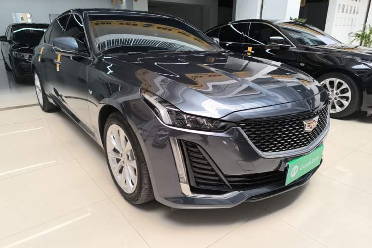 Used Cadillac CT5 2022 28T Luxury Edition Front Right 45 Deg