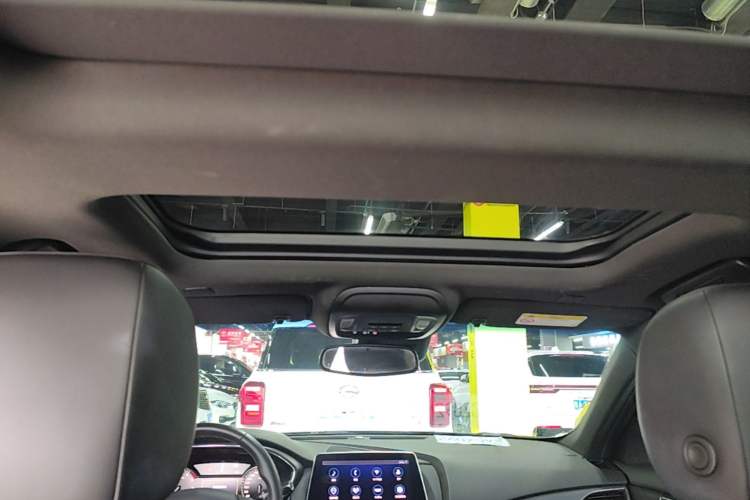 Used Cadillac CT5 2022 28T Luxury Version (Standard Edition) Headliner