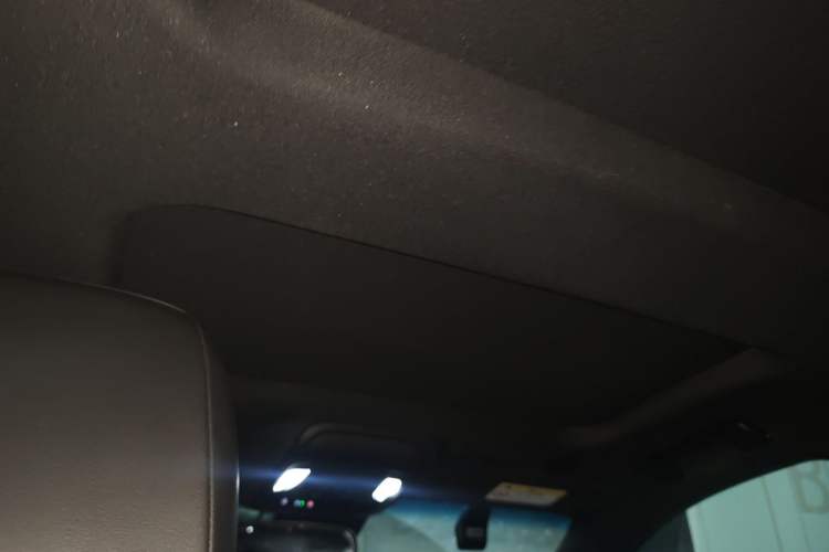 Used Cadillac CT5 2022 28T Luxury Edition Headliner