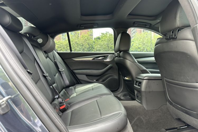 Used Cadillac CT5 2022 28T Prestige Edition Interior 3