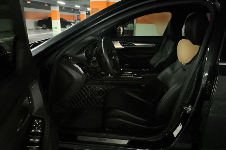 Used Cadillac CT5 2022 28T Luxury Edition Interior 3