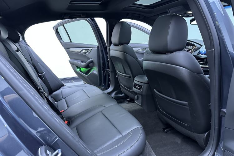 Used Cadillac CT5 2022 28T Luxury Version (Standard Edition) Interior 4