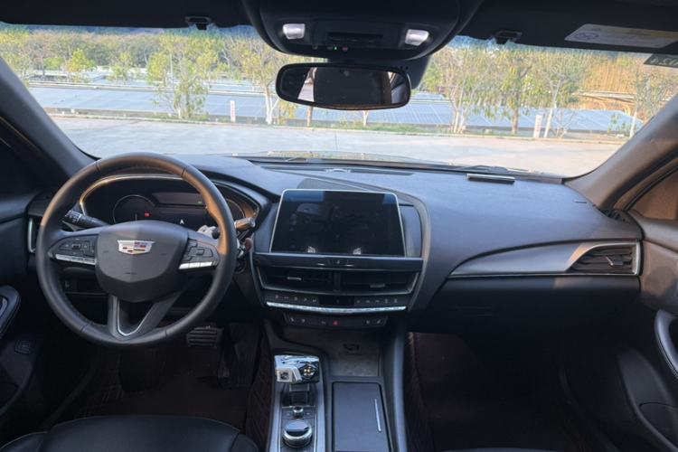 Used Cadillac CT5 2022 28T Luxury Version (Standard Edition) Interior 4