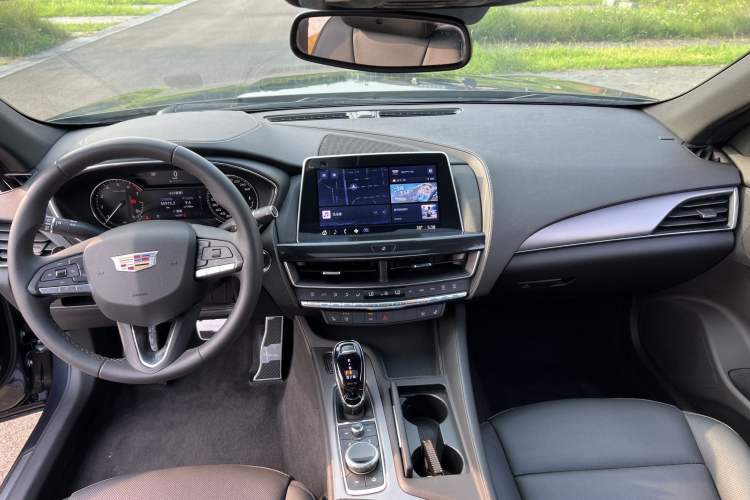 Used Cadillac CT5 2022 28T Luxury Version (Standard Edition) Interior 9