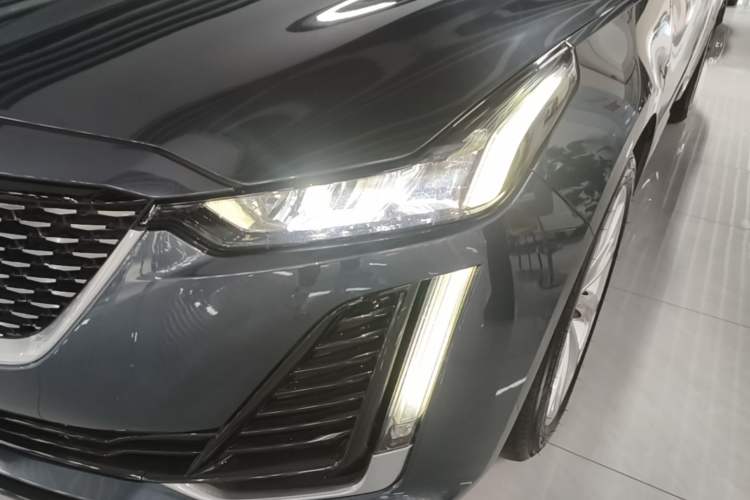 Used Cadillac CT5 2022 28T Luxury Version (Standard Edition) Left Front Headlight