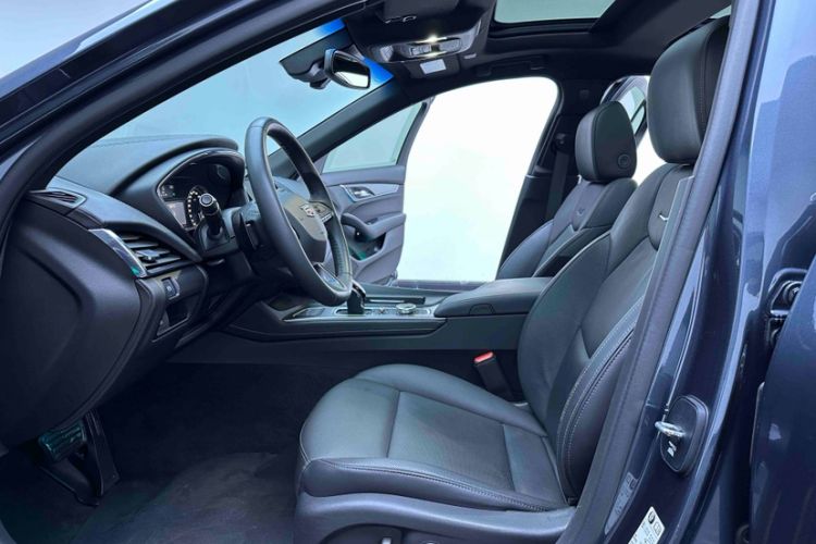 Used Cadillac CT5 2022 28T Luxury Version (Standard Edition) Left Front Seat