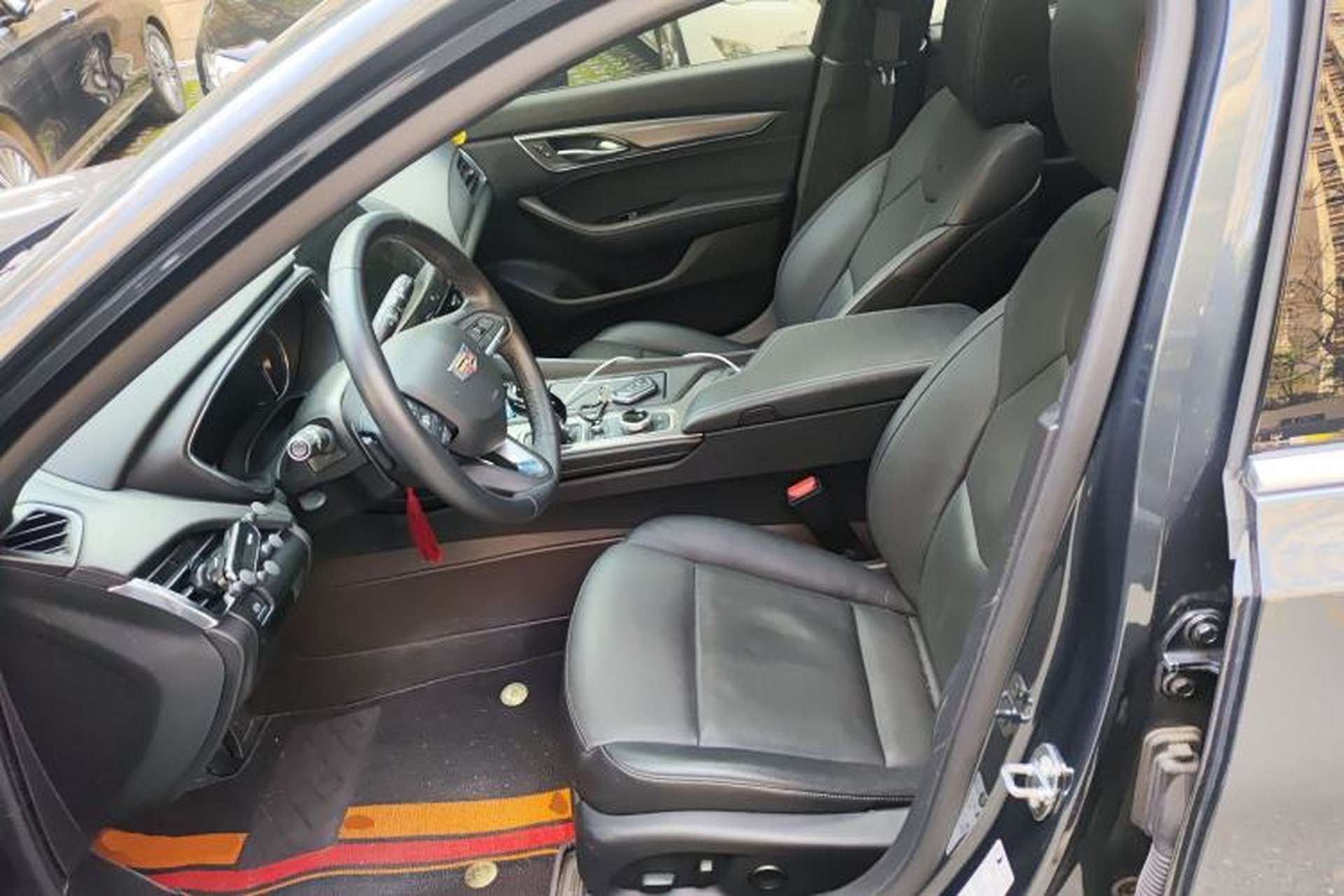 Used Cadillac CT5 2022 28T Luxury Version (Standard Edition) Left Front Seat