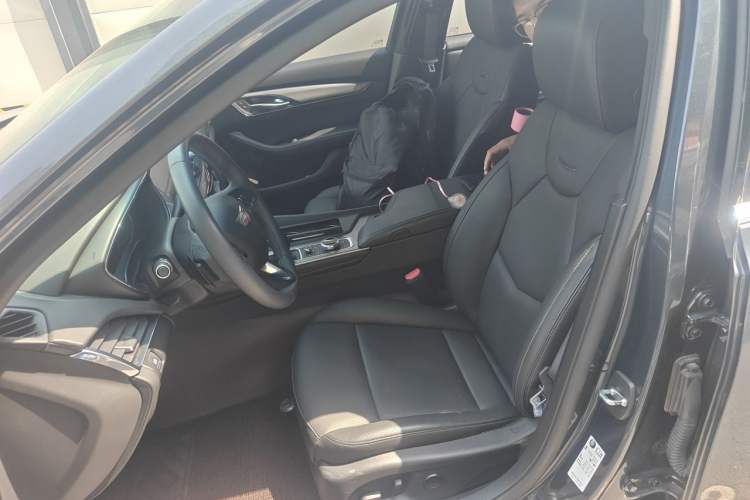 Used Cadillac CT5 2022 28T Luxury Version (Standard Edition) Left Front Seat