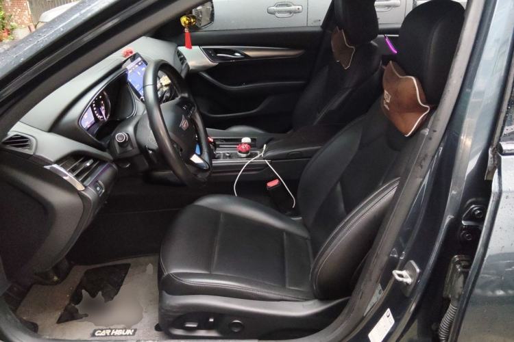 Used Cadillac CT5 2022 28T Luxury Edition Left Front Seat