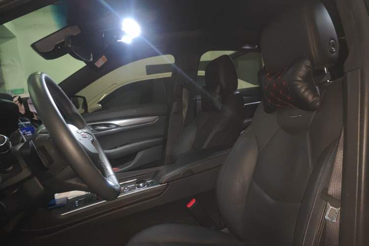 Used Cadillac CT5 2022 28T Luxury Version (Standard Edition) Left Front Seat
