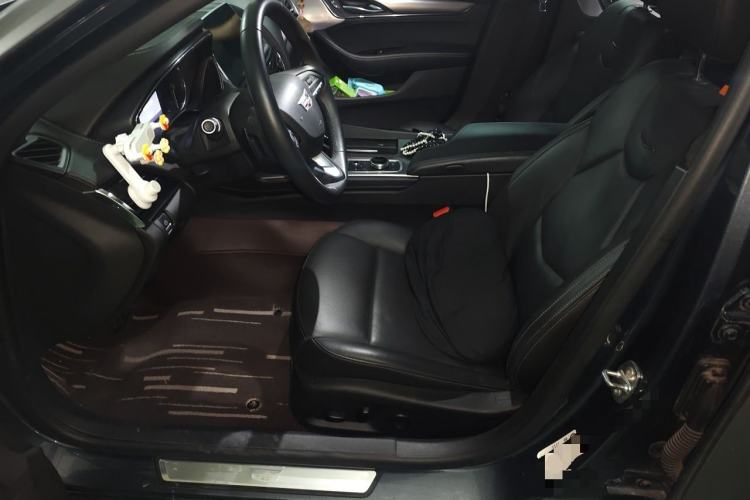 Used Cadillac CT5 2022 28T Luxury Edition Left Front Seat