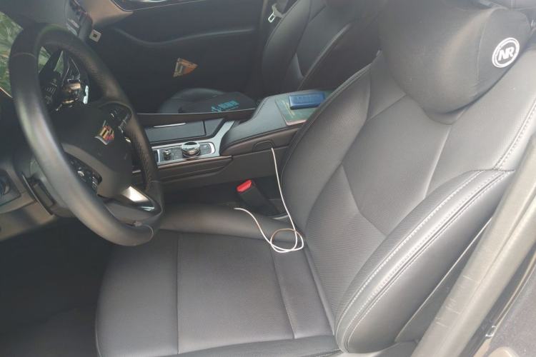 Used Cadillac CT5 2022 28T Platinum Edition Left Front Seat