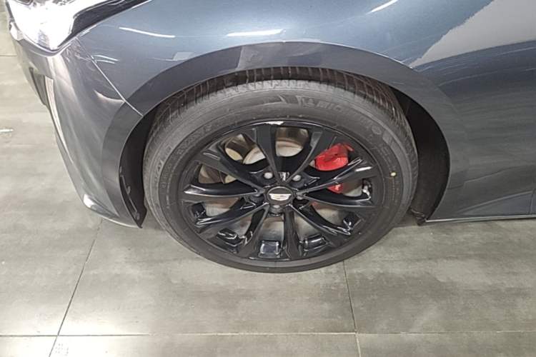 Used Cadillac CT5 2022 28T Luxury Version (Standard Edition) Left Front Wheel Hub