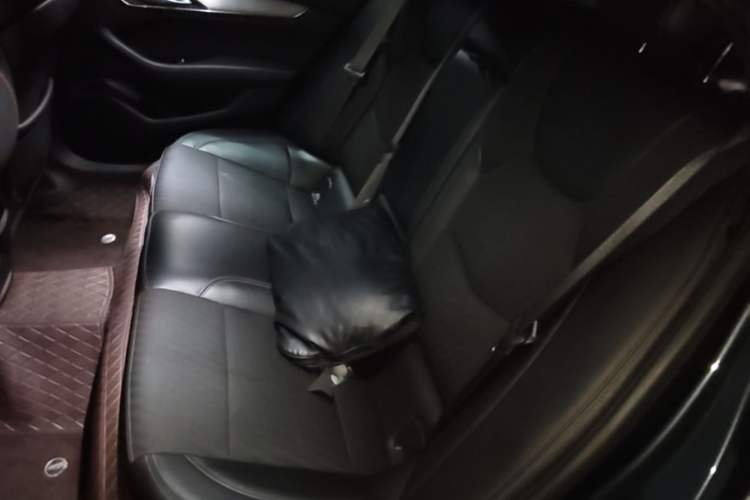 Used Cadillac CT5 2022 28T Fashion Edition Left Rear Seat