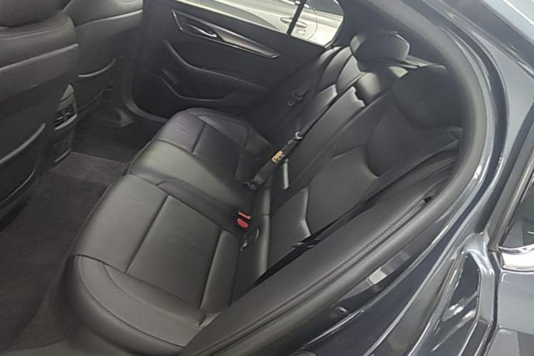 Used Cadillac CT5 2022 28T Luxury Version (Standard Edition) Left Rear Seat