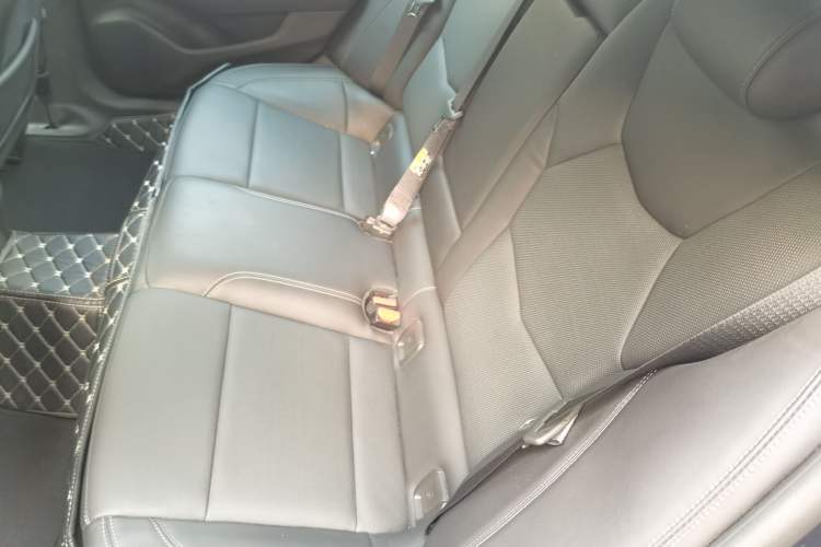 Used Cadillac CT5 2022 28T Luxury Version (Standard Edition) Left Rear Seat