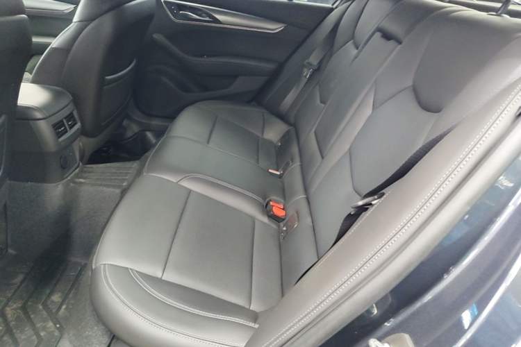 Used Cadillac CT5 2022 28T Luxury Version (Standard Edition) Left Rear Seat