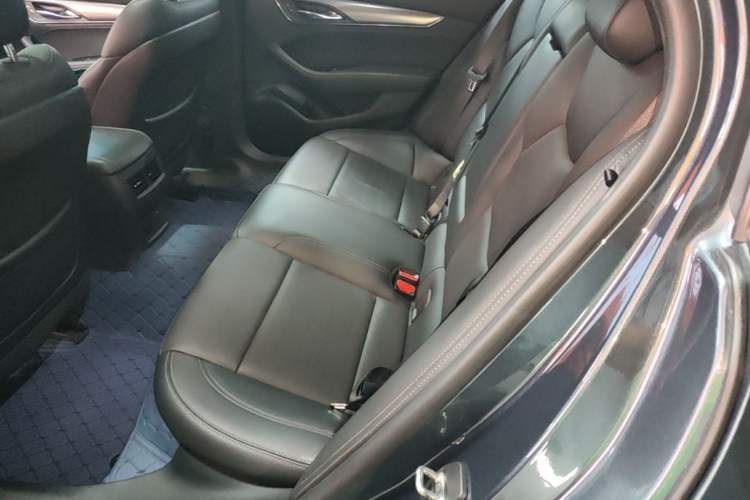 Used Cadillac CT5 2022 28T Luxury Version (Standard Edition) Left Rear Seat