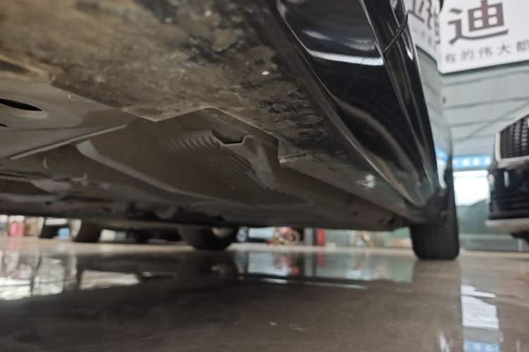 Used Cadillac CT5 2022 28T Luxury Version (Standard Edition) Left Side Sill