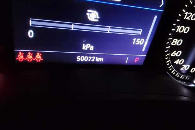 Used Cadillac CT5 2022 28T Fashion Edition Odometer Close Up
