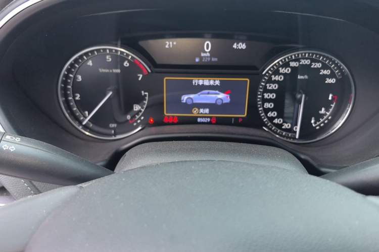Used Cadillac CT5 2022 28T Fashion Edition Odometer Close Up