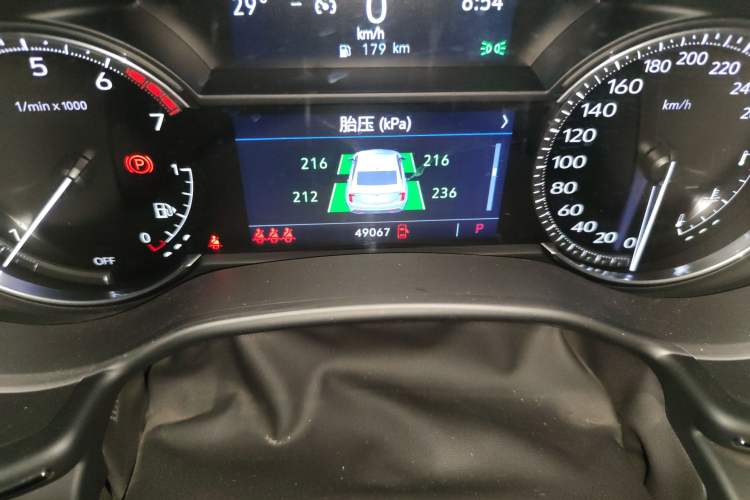 Used Cadillac CT5 2022 28T Luxury Version (Standard Edition) Odometer Close Up