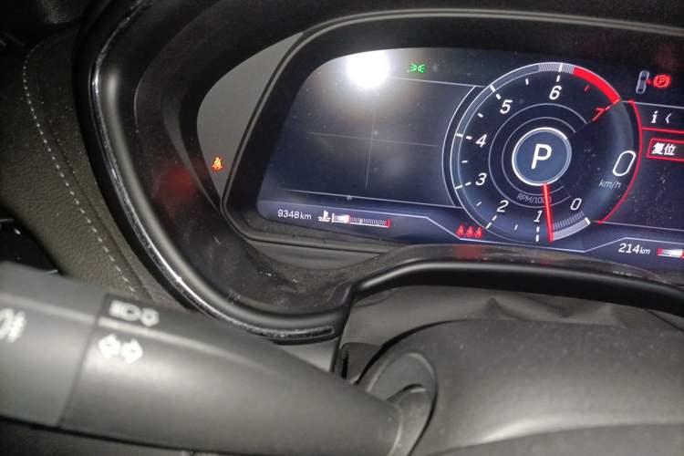 Used Cadillac CT5 2022 28T Prestige Edition Odometer Close Up