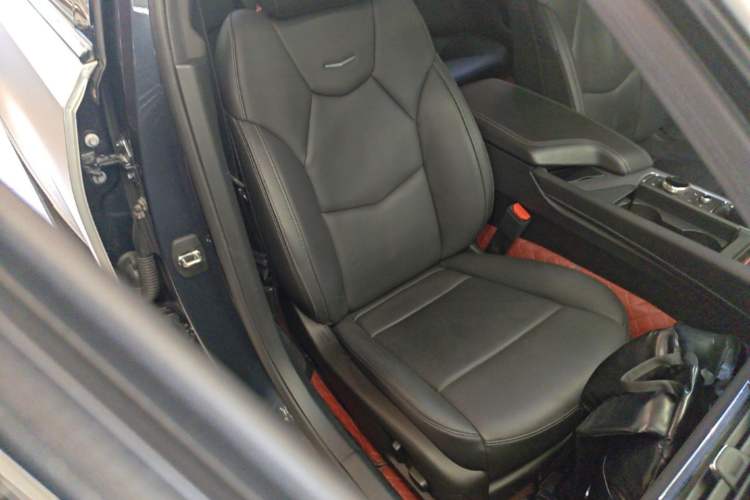 Used Cadillac CT5 2022 28T Luxury Version (Standard Edition) Right Front Seat