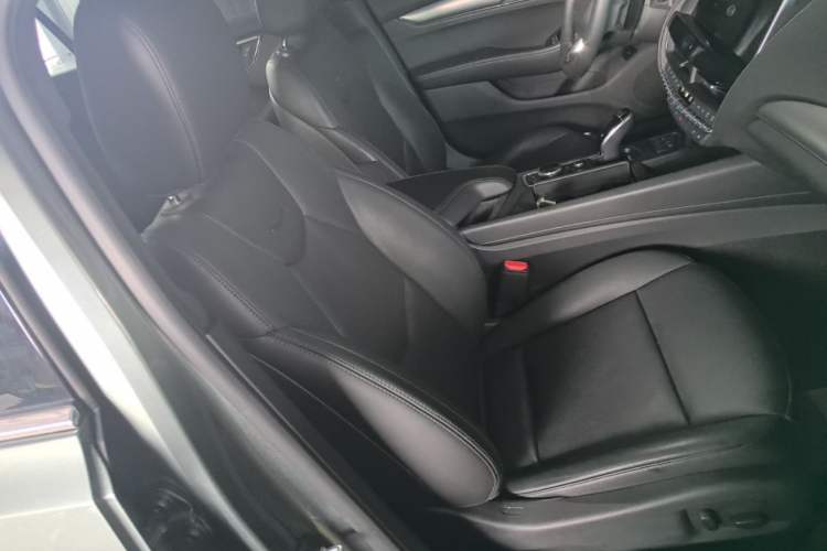 Used Cadillac CT5 2022 28T Luxury Version (Standard Edition) Right Front Seat