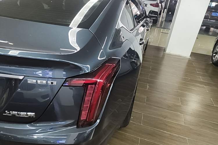 Used Cadillac CT5 2022 28T Luxury Version (Standard Edition) Right Rear Taillight