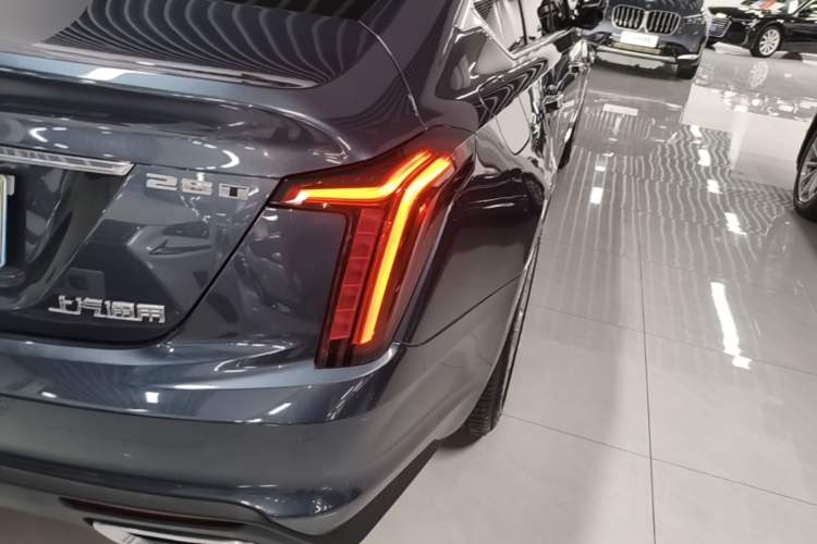 Used Cadillac CT5 2022 28T Luxury Version (Standard Edition) Right Rear Taillight