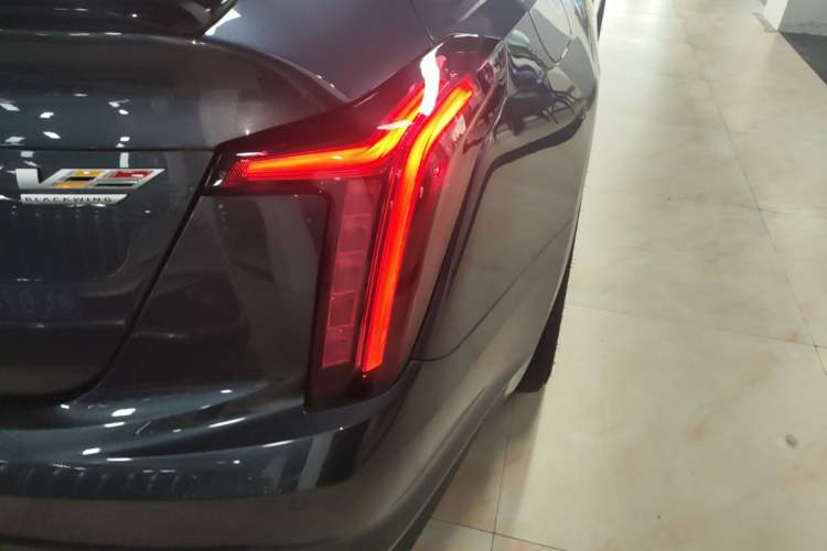 Used Cadillac CT5 2022 28T Luxury Version (Standard Edition) Right Rear Taillight
