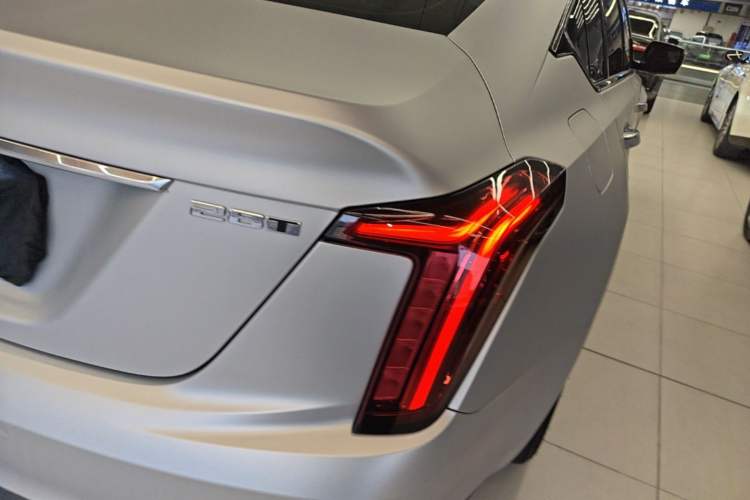 Used Cadillac CT5 2022 28T Luxury Version (Standard Edition) Right Rear Taillight