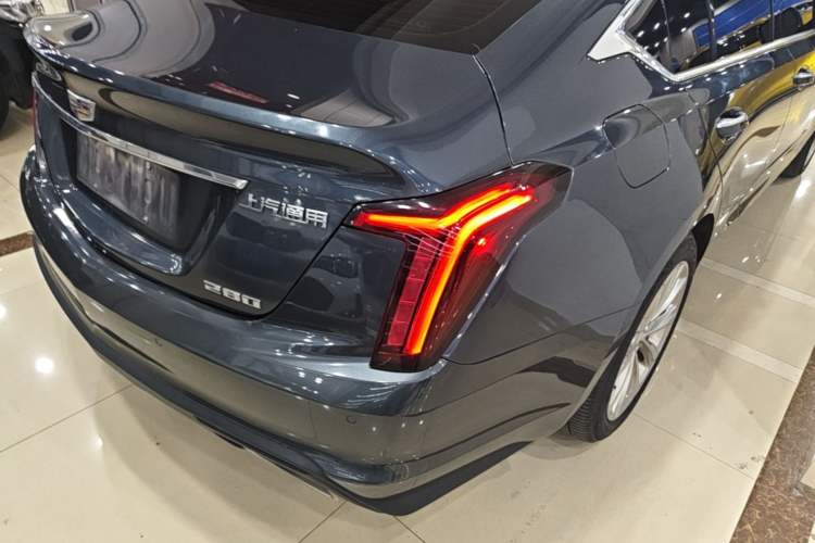 Used Cadillac CT5 2022 28T Luxury Version (Standard Edition) Right Rear Taillight