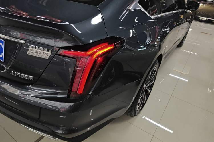 Used Cadillac CT5 2022 28T Prestige Edition Right Rear Taillight