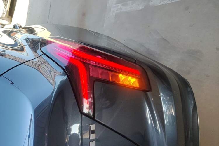 Used Cadillac CT5 2022 28T Prestige Edition Right Rear Taillight