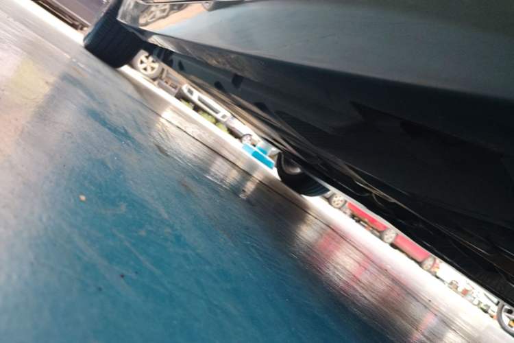Used Cadillac CT5 2022 28T Luxury Edition Right Side Sill