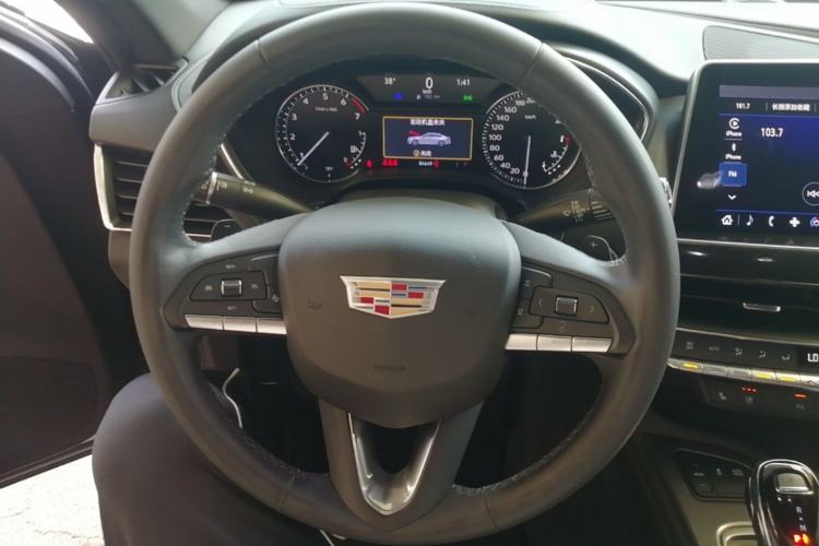 Used Cadillac CT5 2022 28T Luxury Version (Standard Edition) Steering Wheel