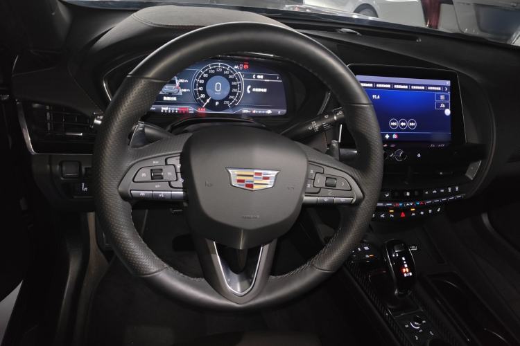 Used Cadillac CT5 2022 28T Platinum Edition Steering Wheel