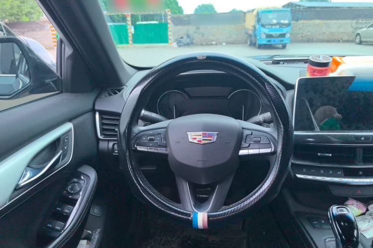 Used Cadillac CT5 2022 28T Fashion Edition Steering Wheel