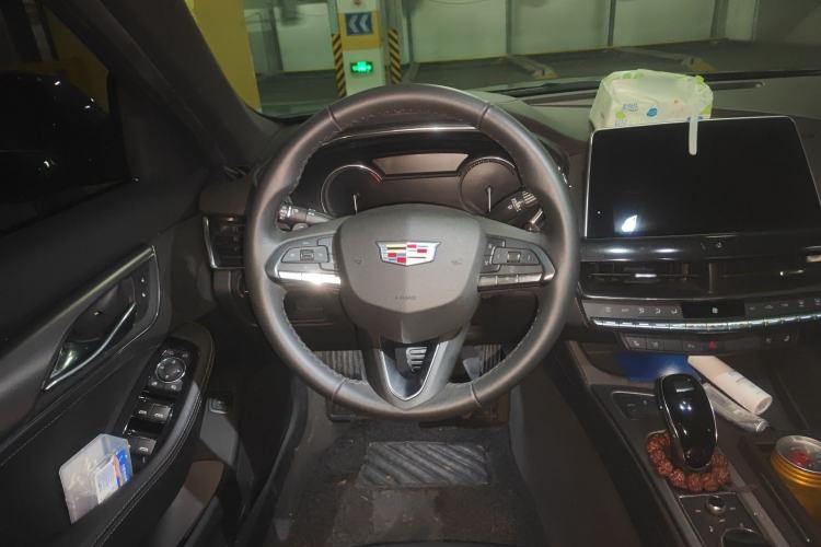 Used Cadillac CT5 2022 28T Luxury Version (Standard Edition) Steering Wheel
